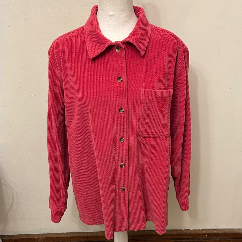 LL Bean raspberry corduroy button front shirt Size LP EUC